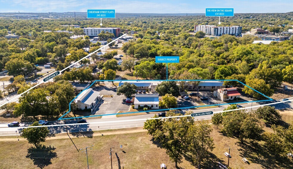 CM Allen Center portefeuille de 4 propriétés à vendre sur LoopNet.ca - Photo du bâtiment - Image 3 de 11