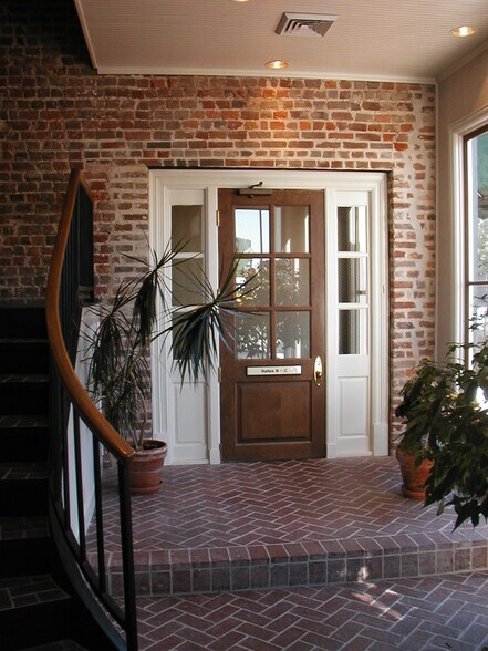 201-209 Milam St, Shreveport, LA à louer - Photo du bâtiment - Image 2 de 22