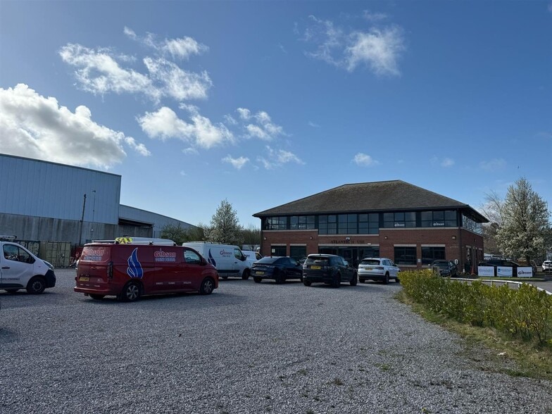 Charnwood Park, Bridgend for lease - Building Photo - Image 2 of 3