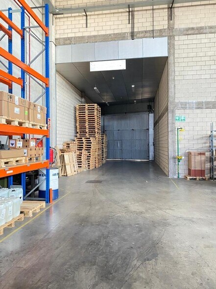 Industrial in Getafe, Madrid for sale - Interior Photo - Image 2 of 14