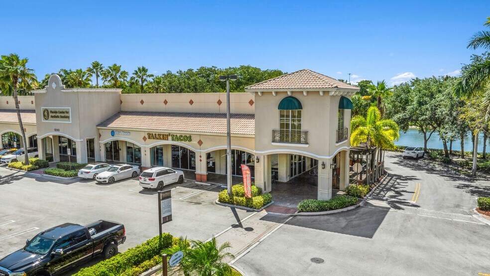 10100-10280 W Forest Hill Blvd, Wellington, FL à louer - Photo du bâtiment - Image 2 de 4