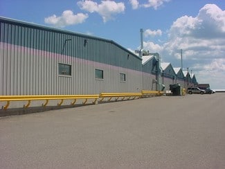 Plus de détails pour 1331 E Division St, Neillsville, WI - Industriel à louer