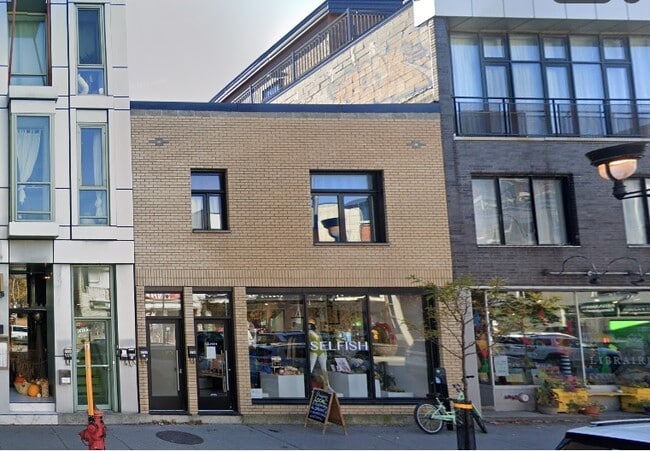 More details for 6784-6786 Boul Saint-Laurent, Montréal, QC - Retail for Sale