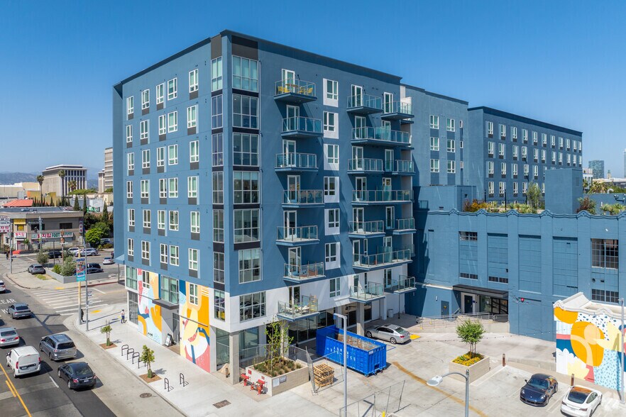 800-808 S Western Ave, Los Angeles, CA à louer - Photo du bâtiment - Image 2 de 30