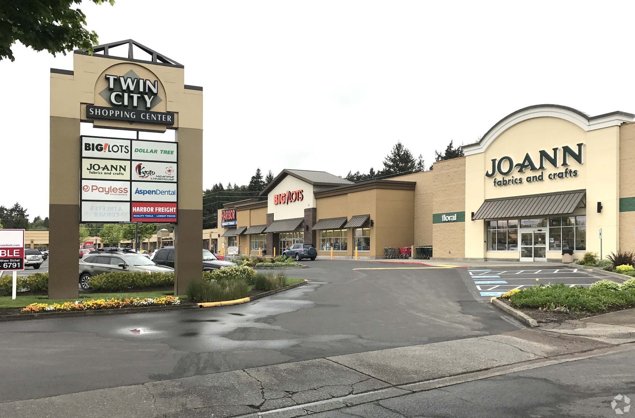 700-780 Ocean Beach Hwy, Longview, WA for lease Primary Photo- Image 1 of 5
