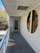 6667 Vernon Woods Dr, Atlanta, GA à louer Photo intérieure- Image 2 de 22