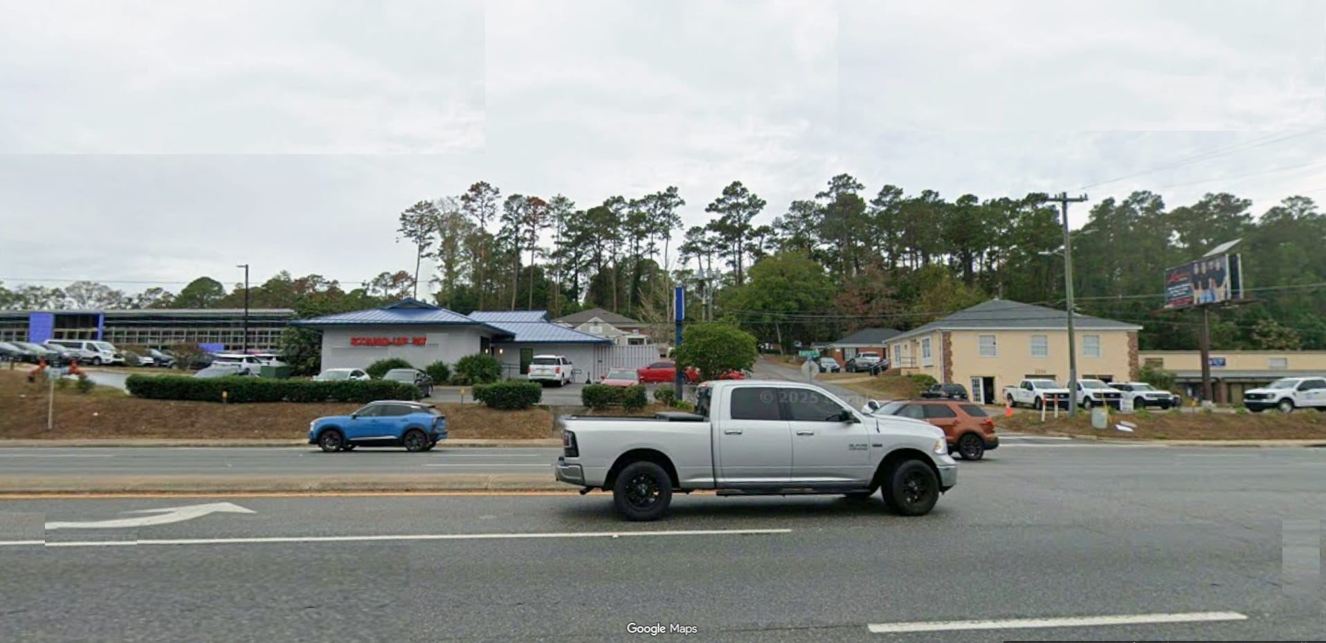 2334 Capital Cir NE, Tallahassee, FL for lease Primary Photo- Image 1 of 8