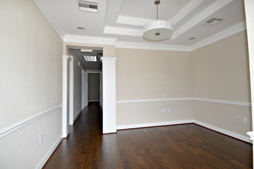 2219 Sawdust Rd, The Woodlands, TX à vendre - Photo intérieure - Image 2 de 12