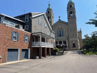 Plus de détails pour 99 Cumberland St, Woonsocket, RI - Commerce de détail à vendre