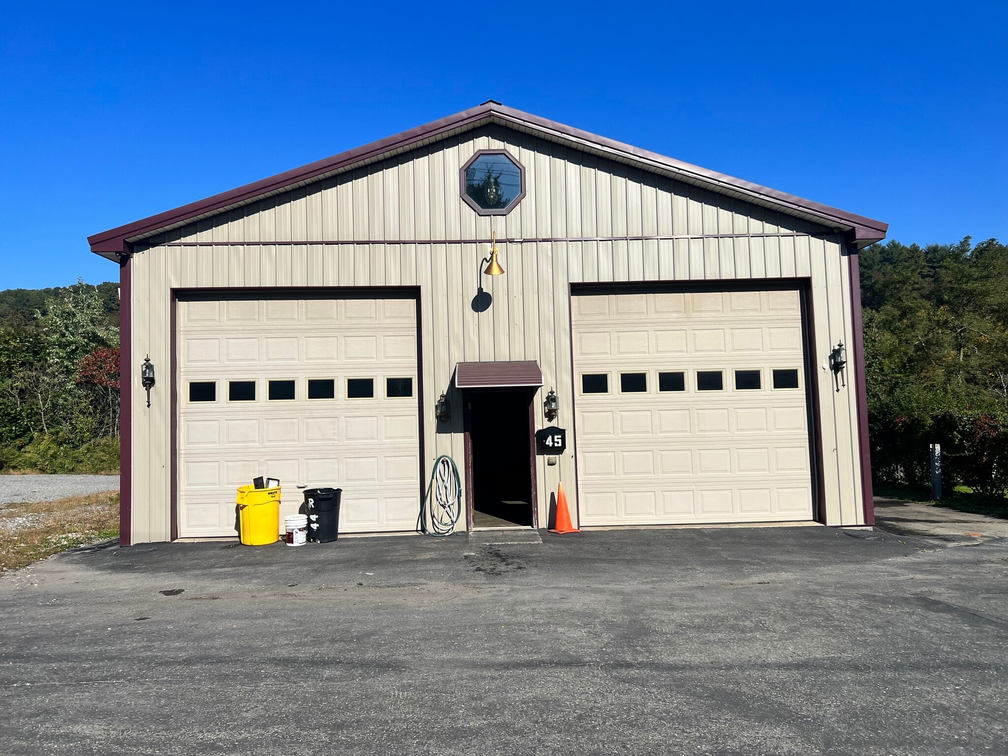 45 E Bacon St, Pottsville, PA for lease Primary Photo- Image 1 of 21