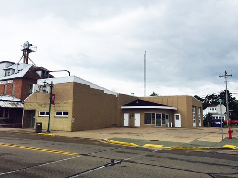 302-306 N Main St, Marion, WI for sale - Primary Photo - Image 1 of 1