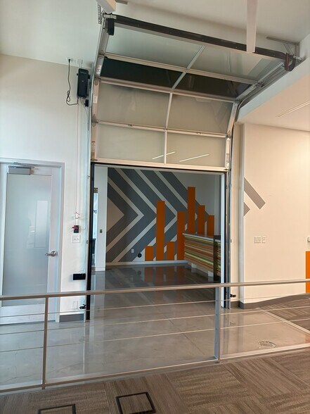 5475 S Decatur Blvd, Las Vegas, NV à louer - Photo du bâtiment - Image 3 de 42