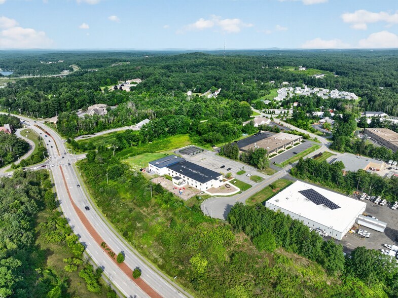 1 Industrial Dr, Windham, NH à vendre - Photo du bâtiment - Image 2 de 46