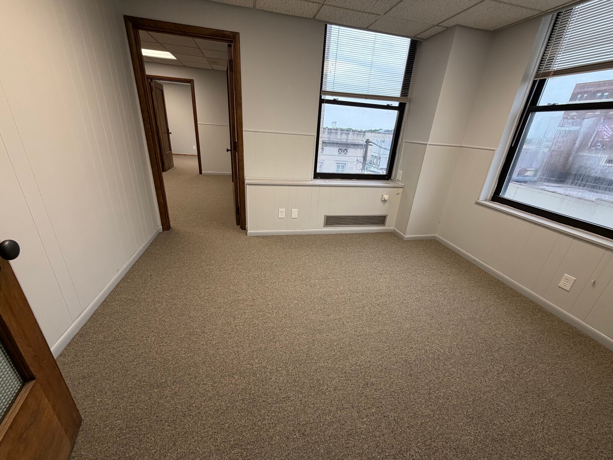 300 Main St, Lafayette, IN for lease Interior Photo- Image 1 of 3