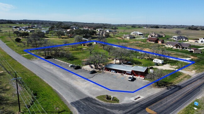 Plus de détails pour 2239 FM 3432, Adkins, TX - Commerce de détail à vendre