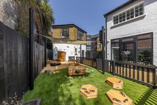 Plus de détails pour 233A Queenstown Rd, Londres - Bureau à vendre