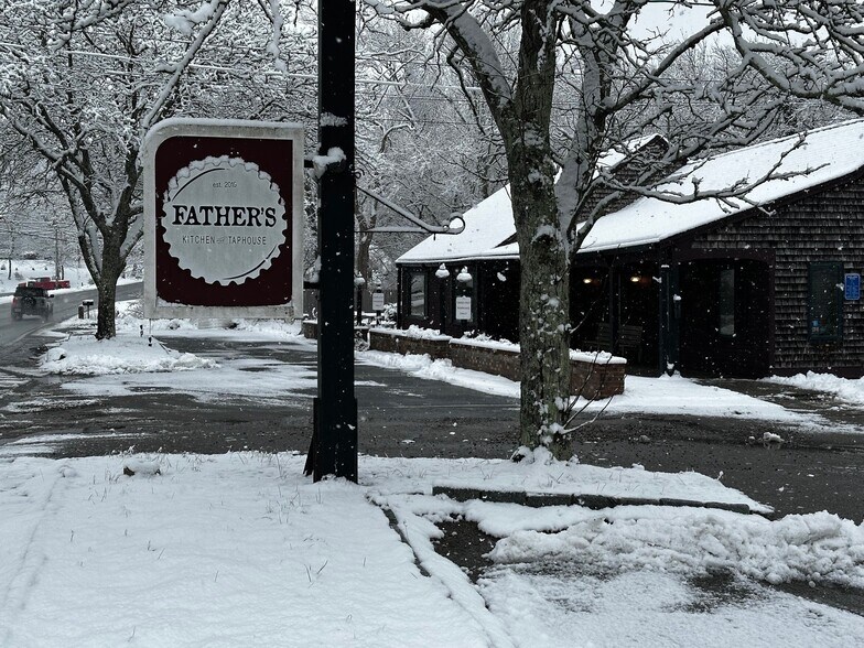 406 Route 6A, East Sandwich, MA à vendre - Photo du bâtiment - Image 3 de 12