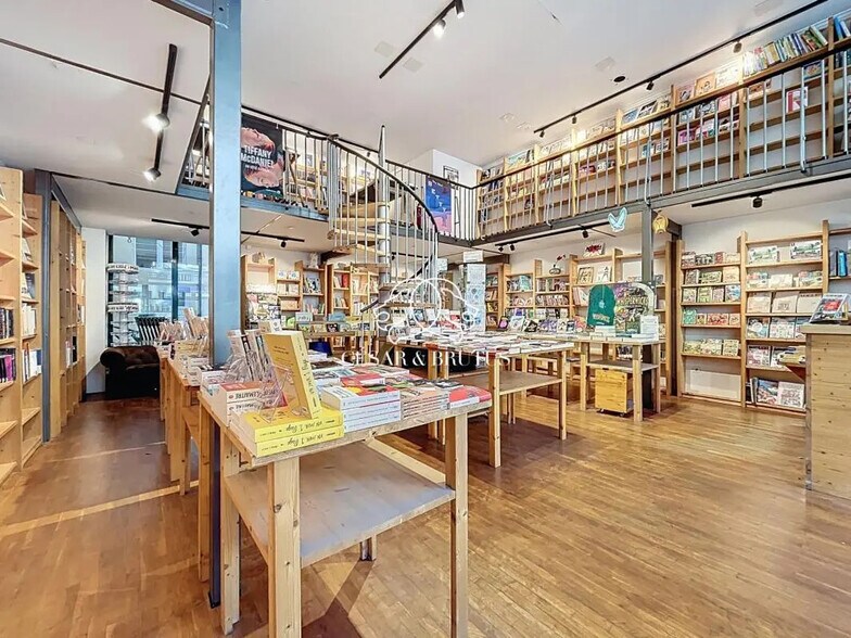Retail in Lyon for sale - Interior Photo - Image 2 of 4