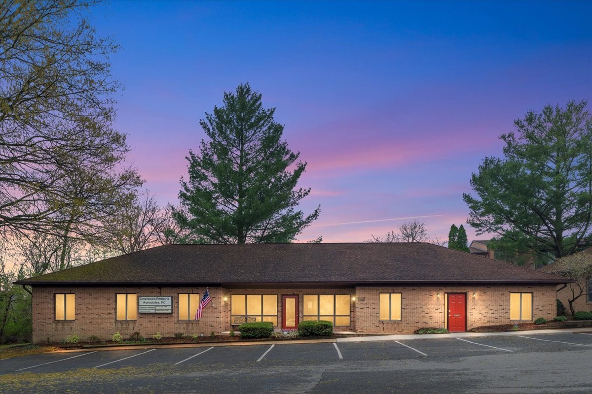 10623 Crestwood Dr, Manassas, VA for sale Primary Photo- Image 1 of 2