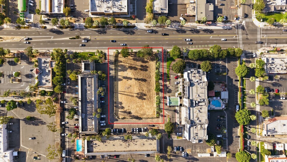 1550 University Ave, Riverside, CA à vendre - Aérien - Image 3 de 15
