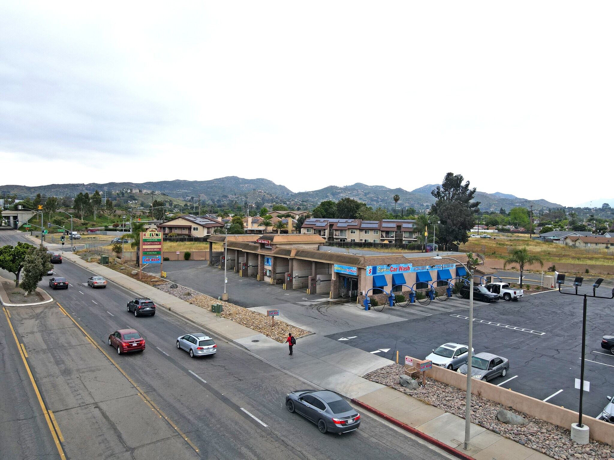 1437 E Main St, El Cajon, CA à louer Photo du bâtiment- Image 1 de 9