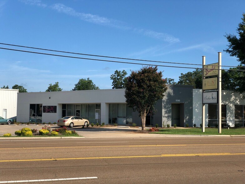 1091 Old Fannin Rd, Brandon, MS à louer - Photo du bâtiment - Image 1 de 11