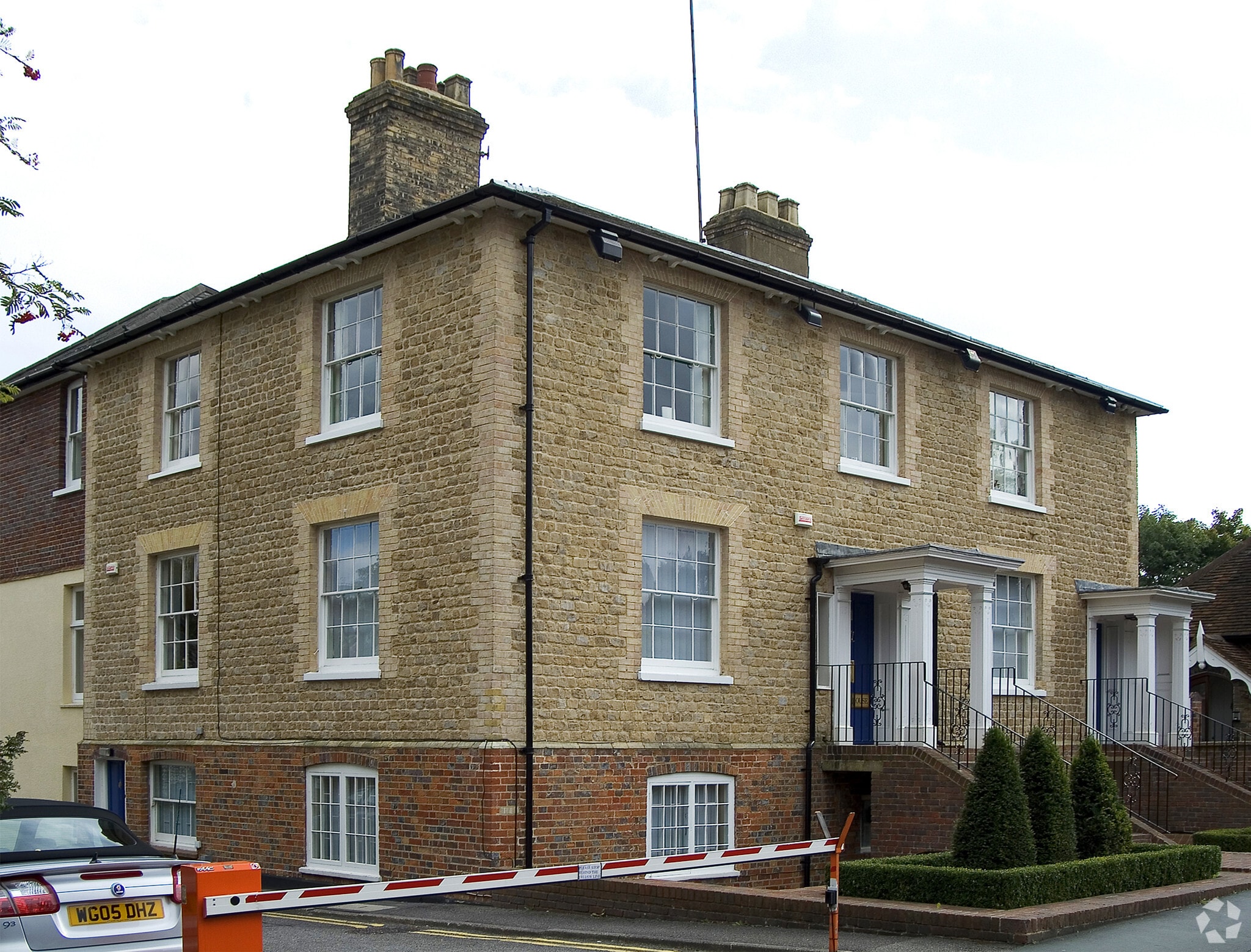 1-3 Bury St, Guildford for lease Primary Photo- Image 1 of 16