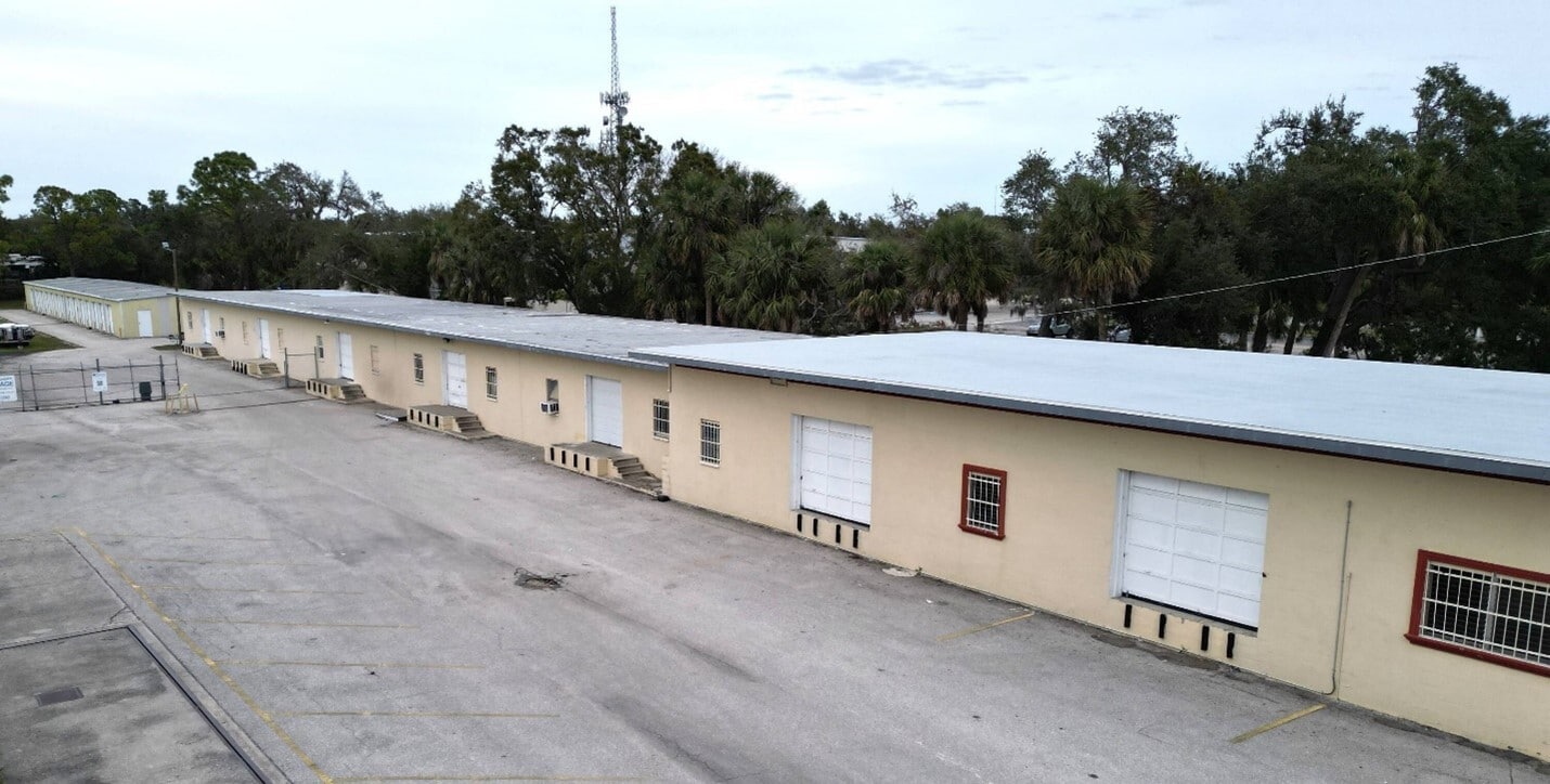 23160 Harbor View Rd, Port Charlotte, FL for lease Building Photo- Image 1 of 18