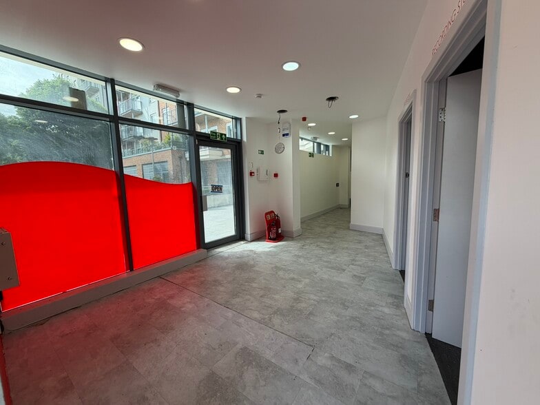 Beaufort Park, London for lease - Building Photo - Image 3 of 11