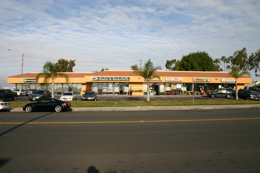 23591 Rockfield Blvd, Lake Forest, CA for lease - Building Photo - Image 1 of 3