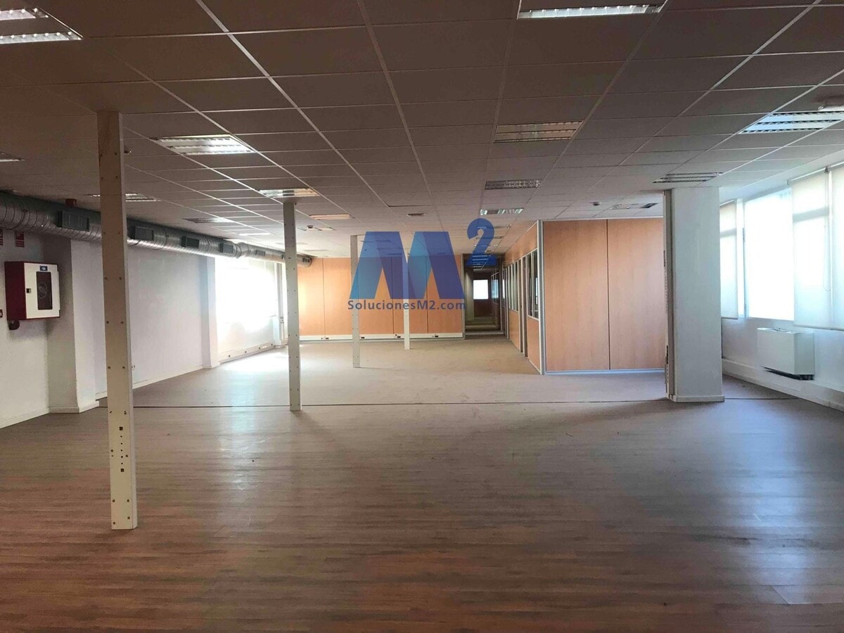 Madrid, MAD 28037 - Unit 1 - - Interior Photo - Image 2 of 6