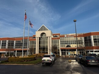 Plus de détails pour 3800 Embassy Pky, Fairlawn, OH - Bureau à louer