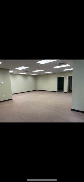 1660 Route 112, Port Jefferson Station, NY for lease - Building Photo - Image 2 of 13