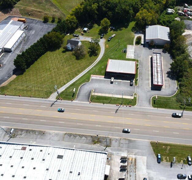 861 25 70 Hwy, Newport, TN à vendre - Photo du bâtiment - Image 2 de 48