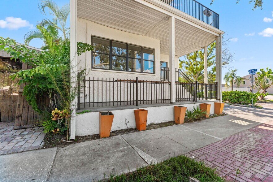 3062 Beach Blvd S, Gulfport, FL à vendre - Photo du bâtiment - Image 3 de 46
