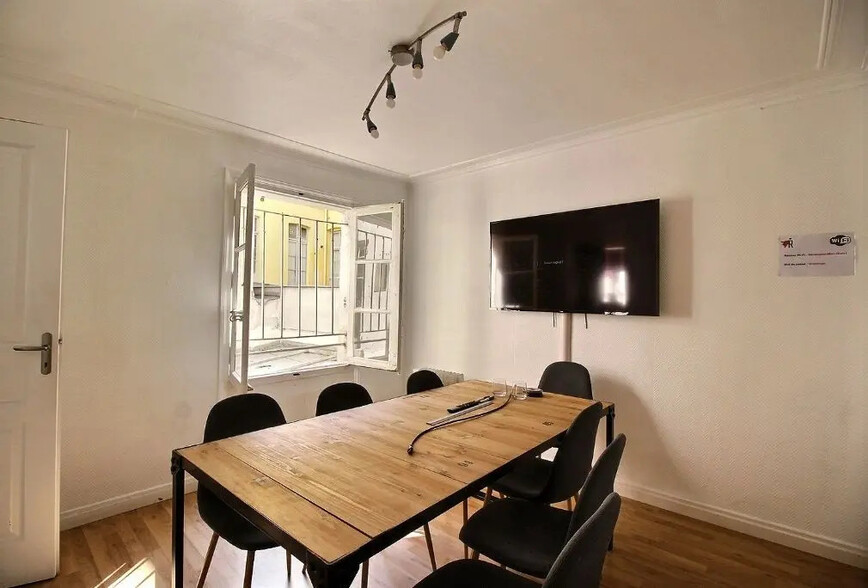 41 Rue Vivienne, Paris for lease - Interior Photo - Image 3 of 5
