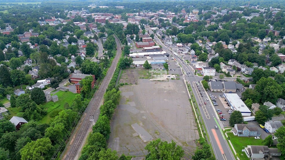 187 King st, Northampton, MA for lease - Commercial Listing Video - Image 2 of 9