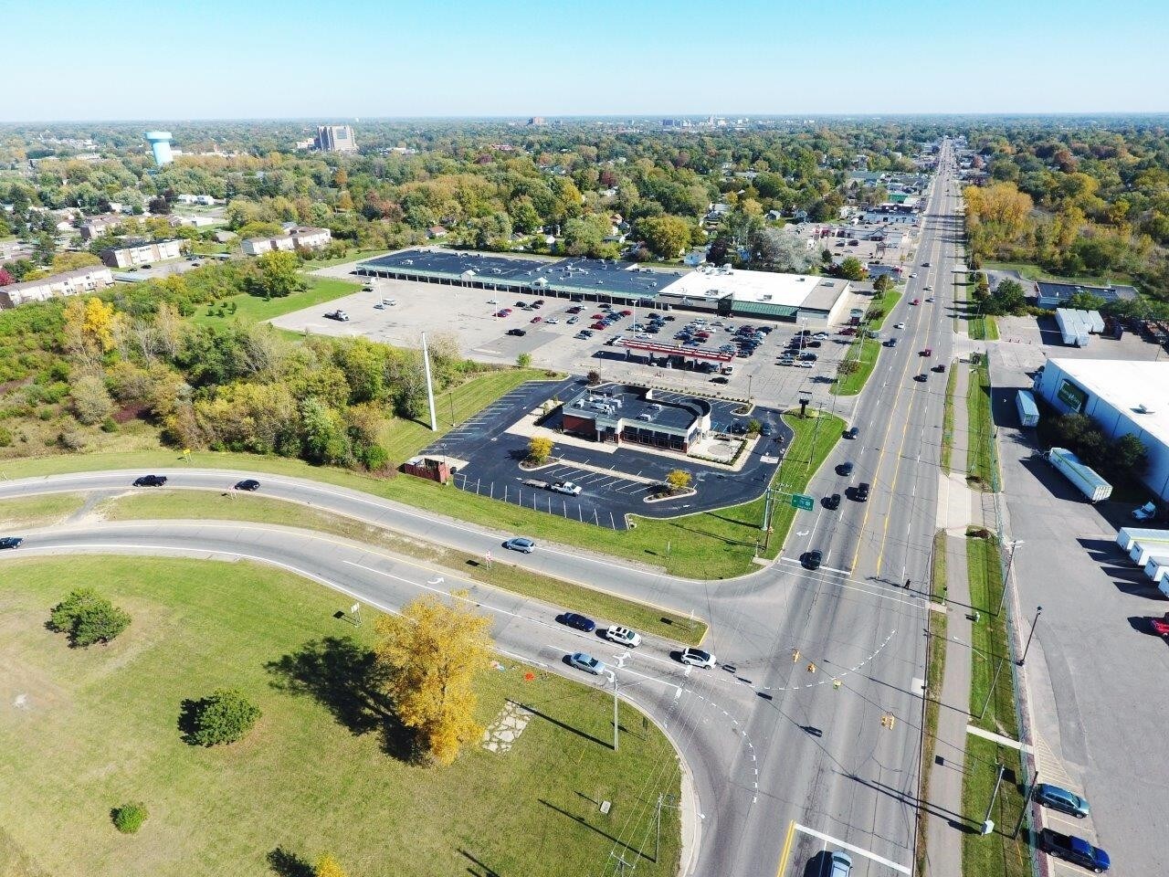 3238-3288 Corunna Rd, Flint, MI for lease Primary Photo- Image 1 of 7