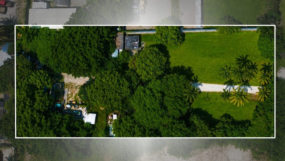 12055 NW 157th st, Hialeah, FL for sale - Building Photo - Image 3 of 5