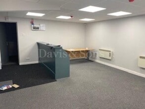 60A Summerhill Av, Newport à vendre Photo intérieure- Image 1 de 12