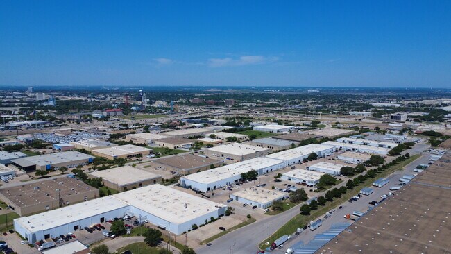 Plus de détails pour 605 109th St, Arlington, TX - Bureau, Industriel à louer
