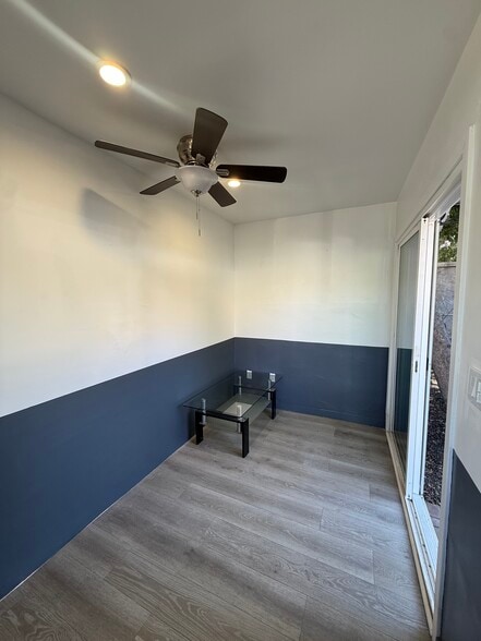 17035 Sierra Hwy, Santa Clarita, CA for lease - Building Photo - Image 3 of 3