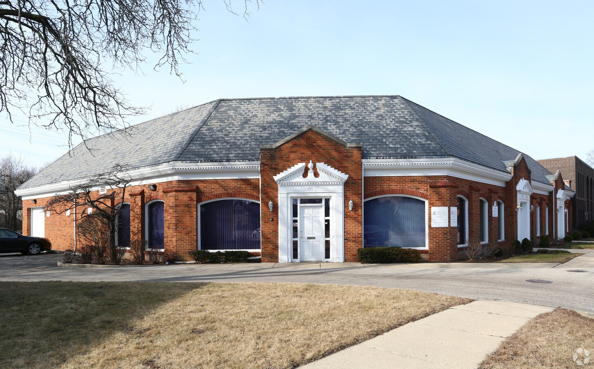 776-784 Busse Hwy, Park Ridge, IL à vendre Photo principale- Image 1 de 10