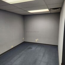 4589 Kenny Rd, Columbus, OH for lease Interior Photo- Image 1 of 3