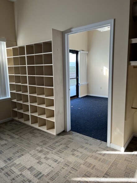 49 Dansbury Ter, East Stroudsburg, PA à louer - Photo du bâtiment - Image 3 de 11