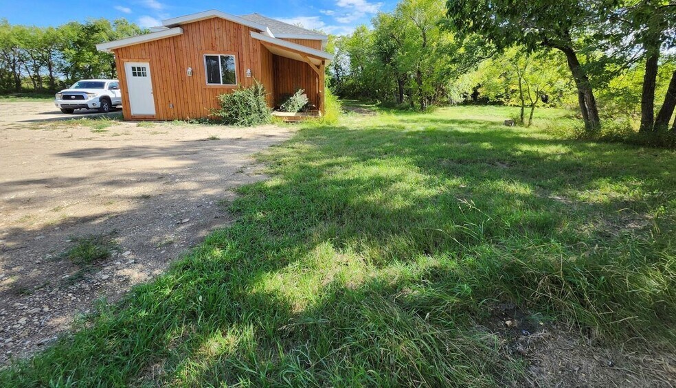 Trans-Canada Hwy, Mclean, SK for sale - Building Photo - Image 2 of 18