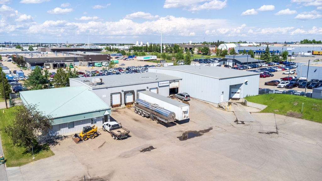 9750 35th Ave NW, Edmonton, AB for sale Building Photo- Image 1 of 16