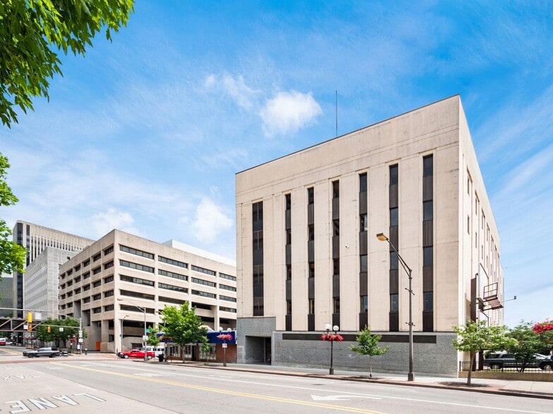168-170 N High St, Columbus, OH for sale - Building Photo - Image 3 of 10