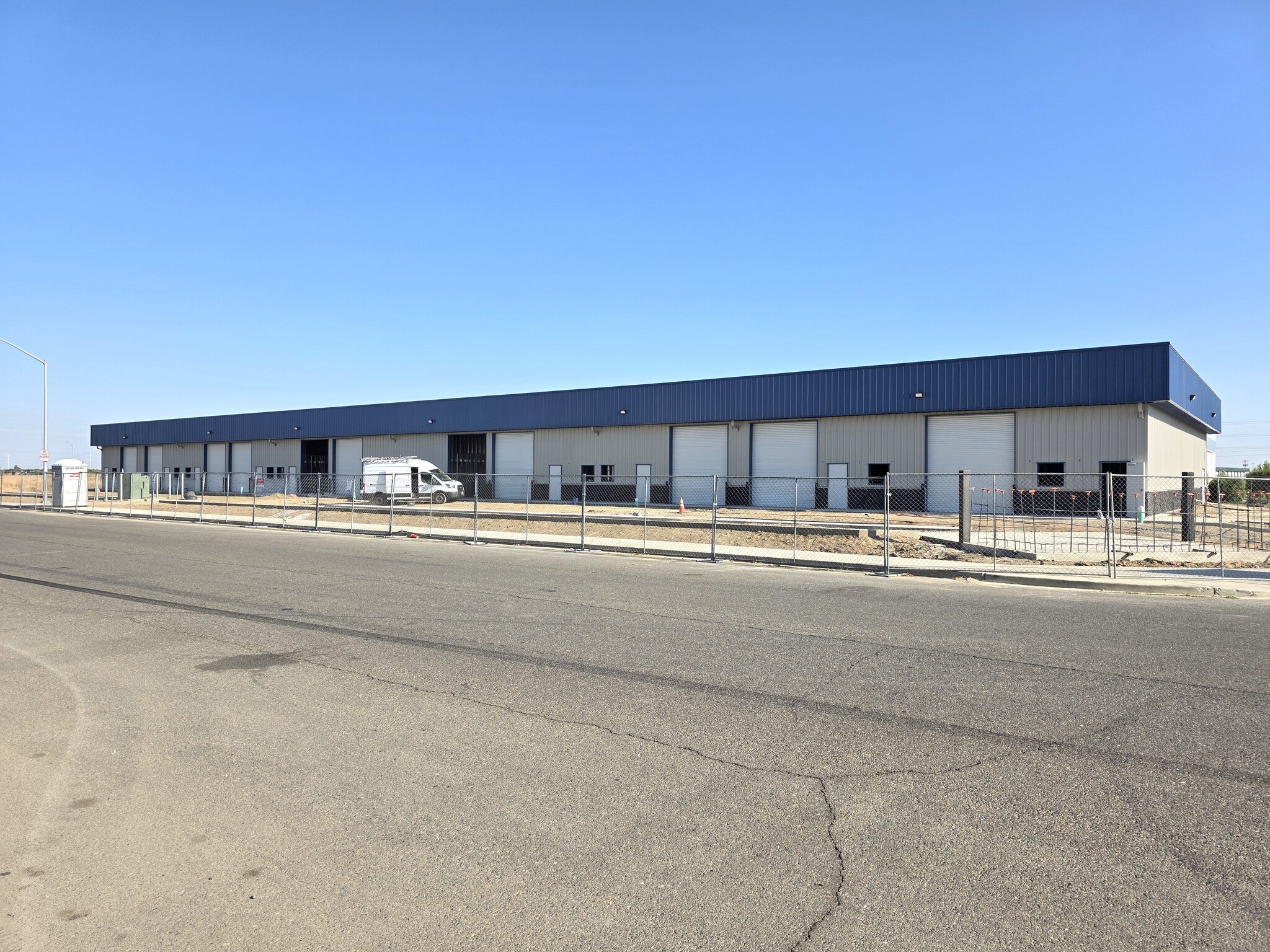 1200 Montclaire Dr, Ceres, CA for lease Interior Photo- Image 1 of 9