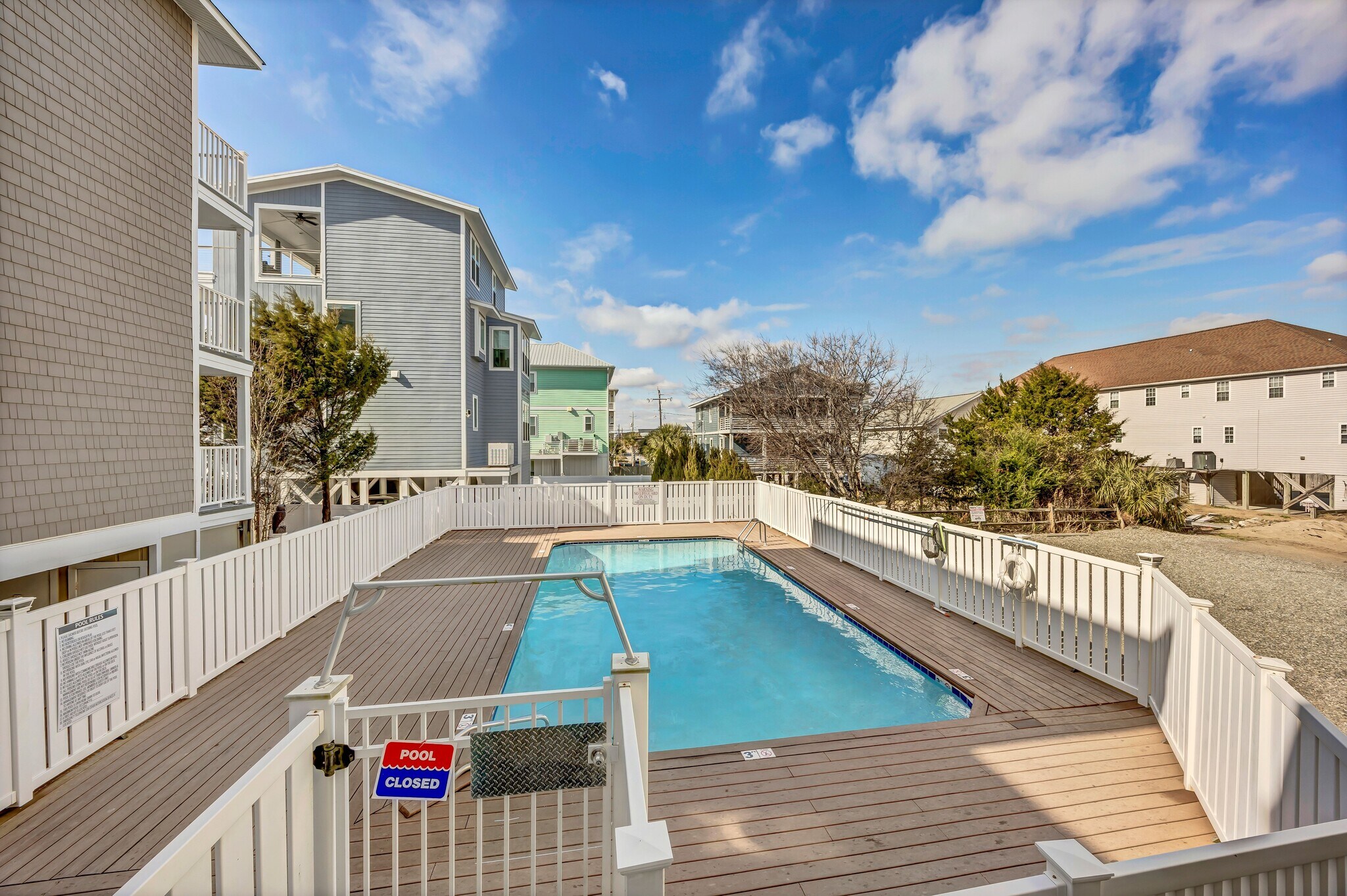 1503 Carolina Beach AVE N, Carolina Beach, NC à vendre Photo principale- Image 1 de 29